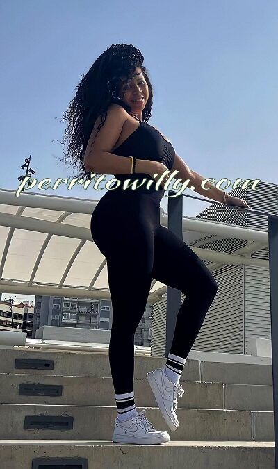 LUNA INDEPENDIENTE «UN ENCANTO DE CHICA NATURAL Y SUPER CALIENTE» IMPLICADISIMA (3 VÍDEOS Y 12 FOTOS)
