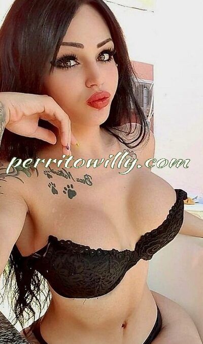 TRANSEXUAL NOVEDAD CRISTINA 25 AÑOS (6 FOTOS)