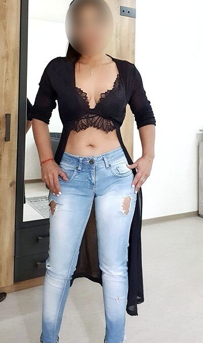 ROMI ESPAÑOLA 29 AÑOS «PARA SALIR MUTUAMENTE DE LA RUTINA» (15 FOTOS)