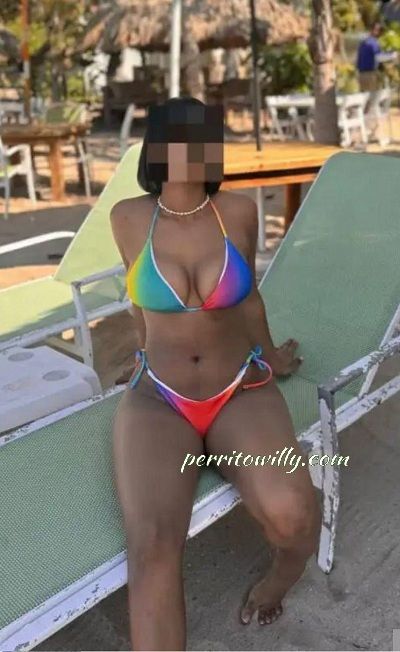 EN BORMUJOS VALERIA 28 AÑOS (9 FOTOS)