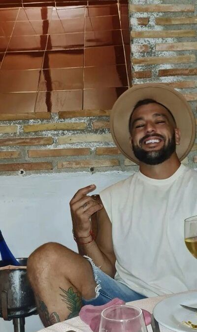 DAVID ESPAÑOL 27 AÑOS MASAJISTA PROFESIONAL TITULADO (8 FOTOS)