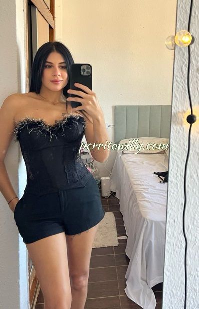 ANGY 22 AÑOS «SOY UNA CHICA SUPER SIMPATICA» (6 FOTOS)