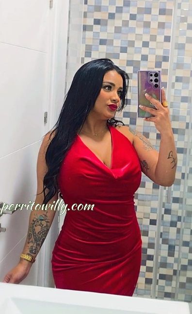 SOY DANNA «TENGO 27 AÑOS Y DESEO CONOCER GENTE CARIÑOSA COMO YO» 12 FOTOS)