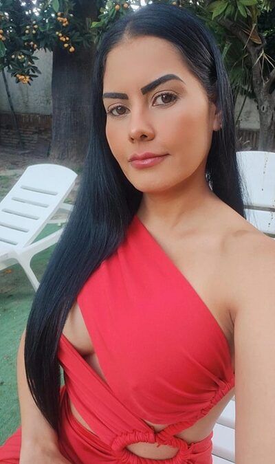EN TOMARES SAMANTHA «SOY UNA CHICA VENEZOLANA DE 26 AÑOS» (11 FOTOS)