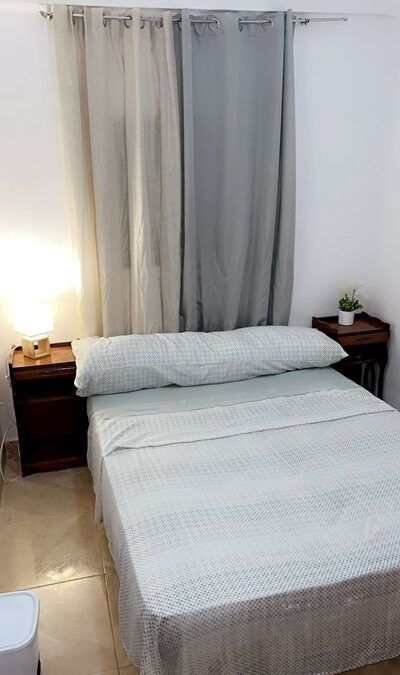 ALQUILER DE UNA HABITACION CERCA DE GRAN PLAZA (1 VIDEO Y 2 FOTOS)