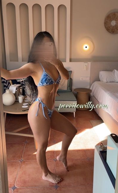 SOY UNA CHICA DE 26 AÑOS QUE QUIERE COMPARTIR SUS AFICIONES (20 FOTOS)