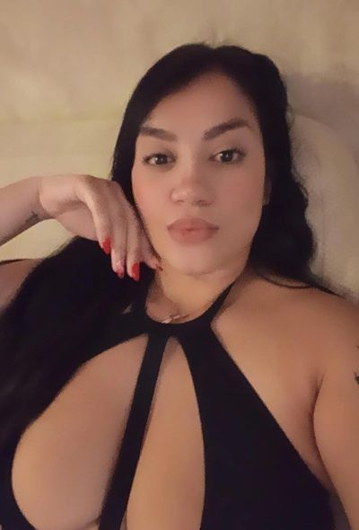 EN TOMARES CELESTE 23 AÑOS (4 FOTOS)