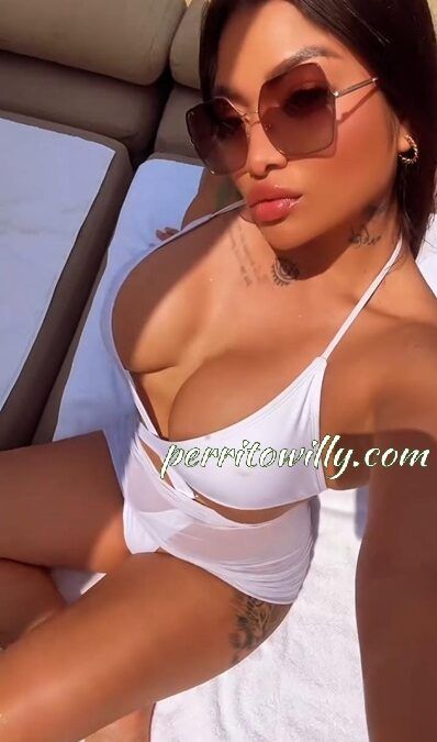 CHICA MUY GUAPA DE 24 AÑOS CON GANAS DE CONOCER PERSONAS DIVERTIDISIMAS (4 VÍDEOS Y 18 FOTOS)