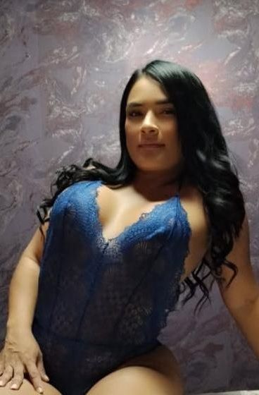 EN MAIRENA DEL ALJARAFE LAYDIS 23 AÑOS (4 FOTOS)