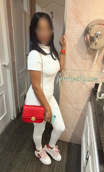 EN BORMUJOS VANESSA 25 AÑOS (2 VIDEOS Y 5 FOTOS)