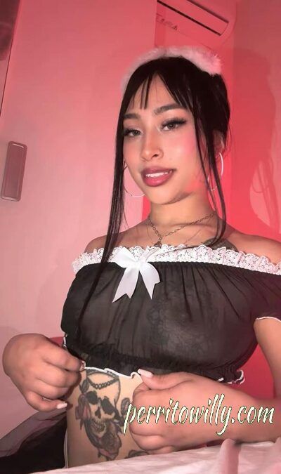 SOY KRISTIN UNA CHICA SUPER DIVERTIDA (4 FOTOS)