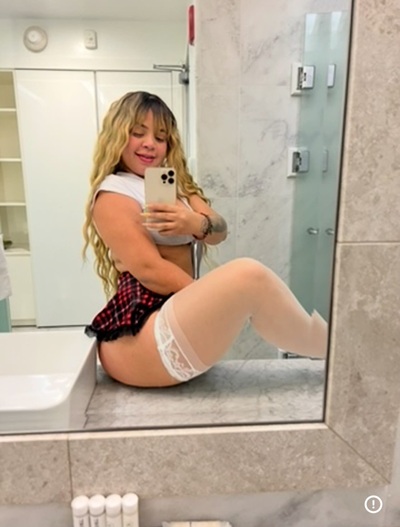 CAMILA 23 AÑOS (3 FOTOS)