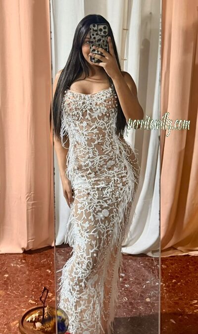 TRANSEXUAL BRASILEÑA BELINDA 24 AÑOS (1 VIDEO Y 4 FOTOS)